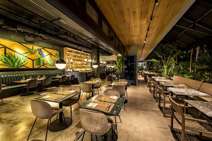 Orilla Bar & Grill, business photo 3