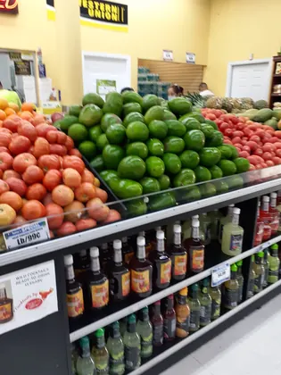 Sabor Tropical Supermarket, business photo 3